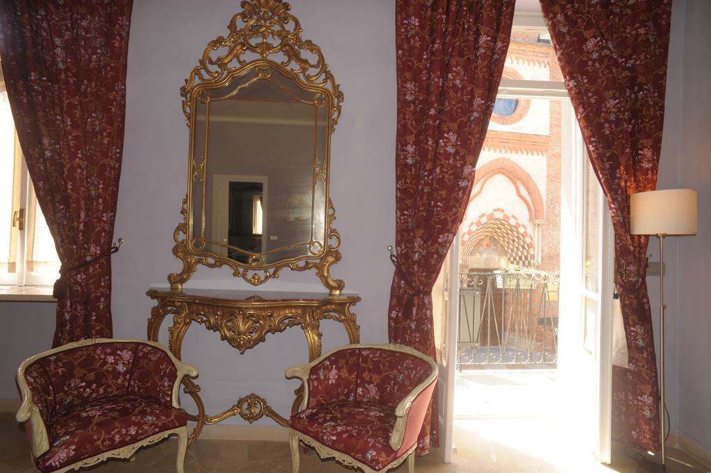 Relais Al Bel San Domenico Bed and Breakfast Alba  Kamer foto