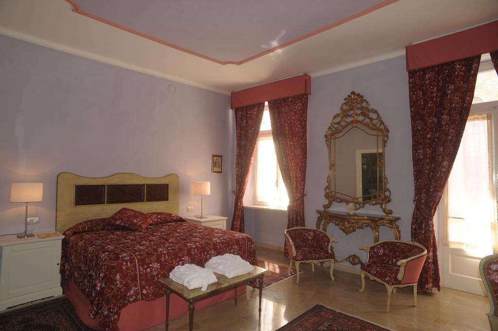 Relais Al Bel San Domenico Bed and Breakfast Alba  Kamer foto