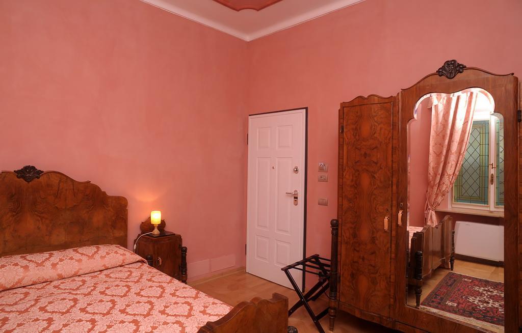 Relais Al Bel San Domenico Bed and Breakfast Alba  Kamer foto